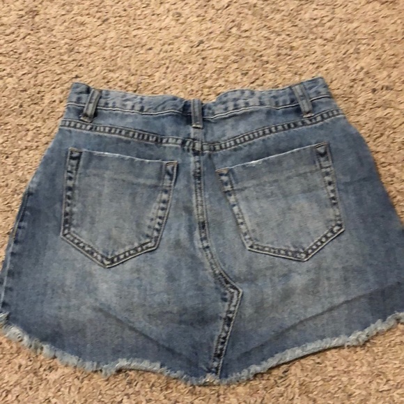 Women’s Jean Skirt - Picture 2 of 3